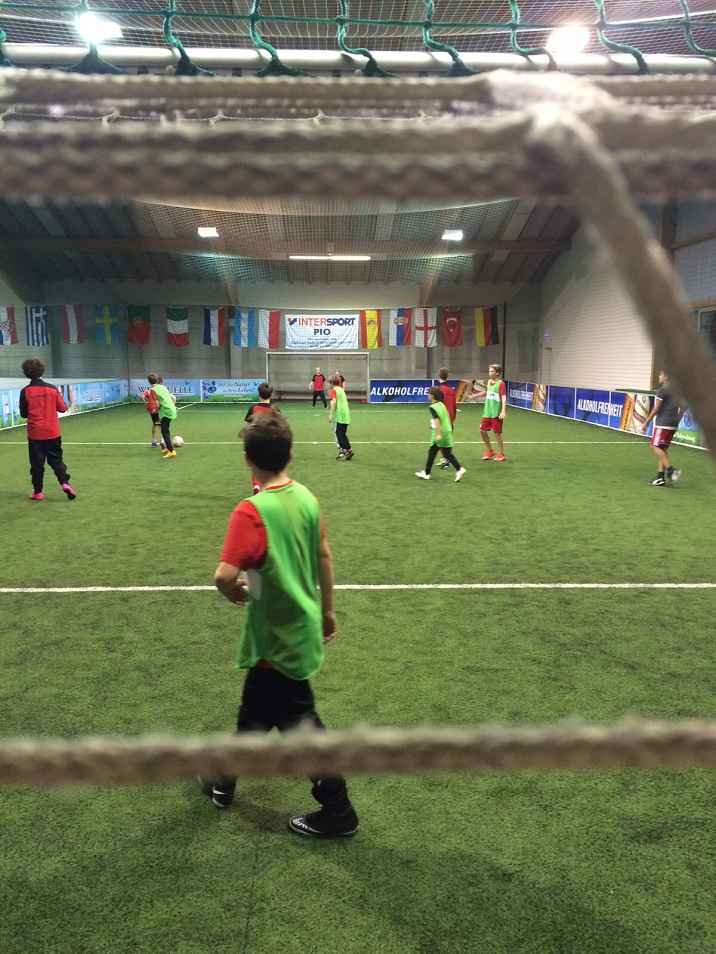 KauferingSoccerhalleU12 1